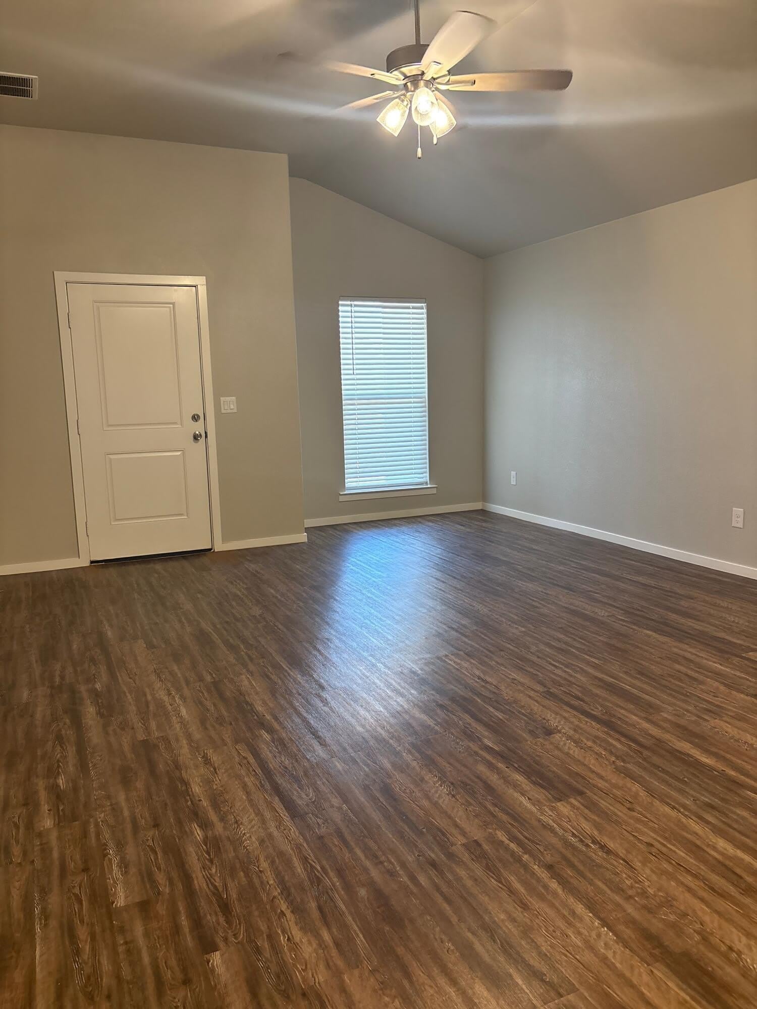 2125 Kirksey Avenue – photo 2