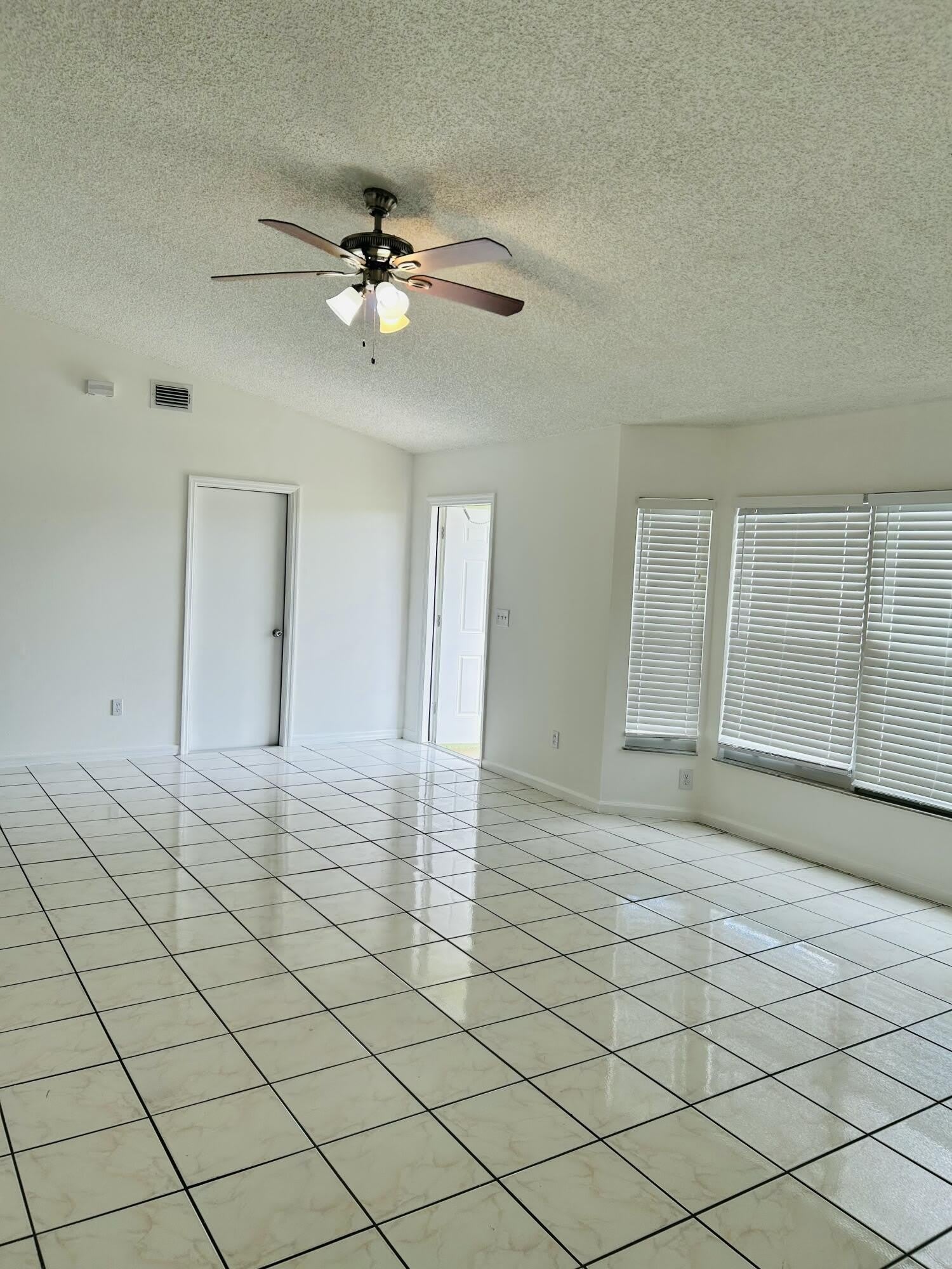 367 SW Donna Terrace – photo 3