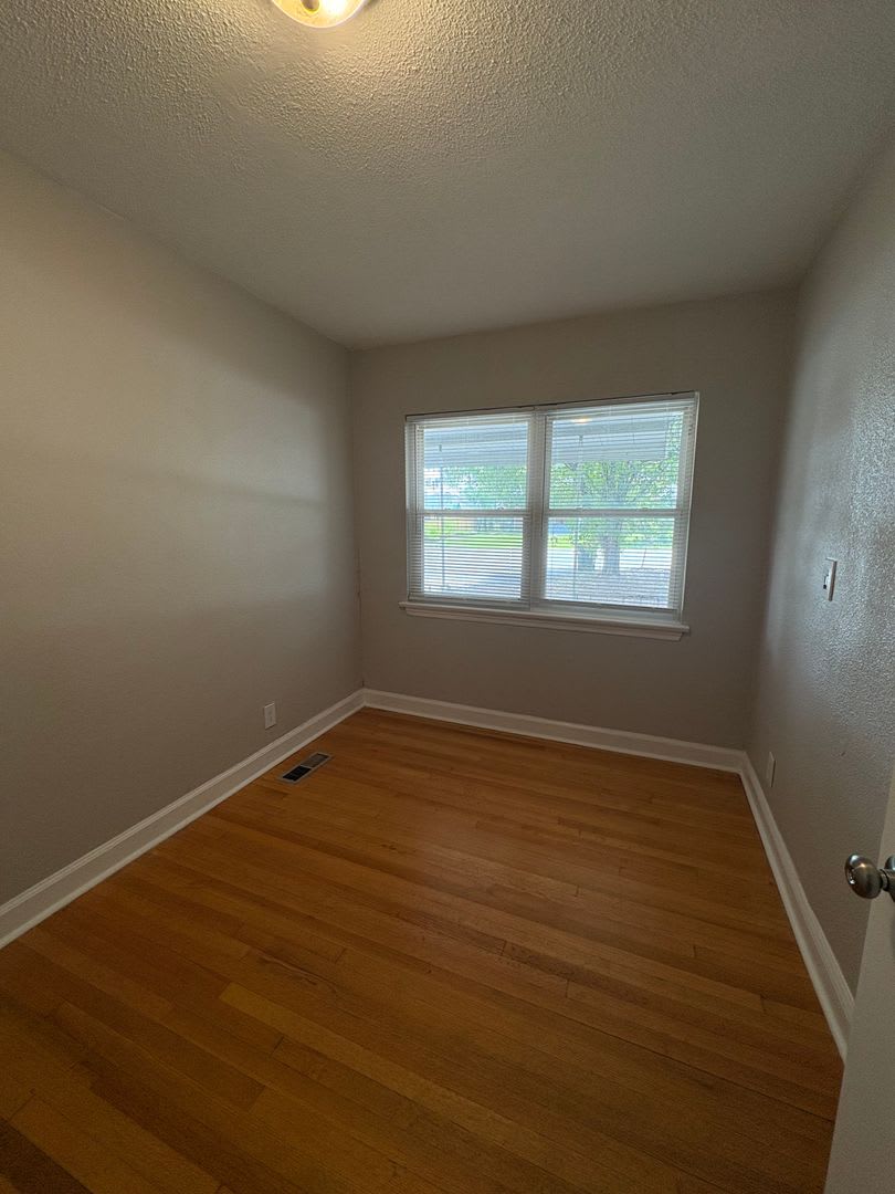 5 bedroom House – photo 4