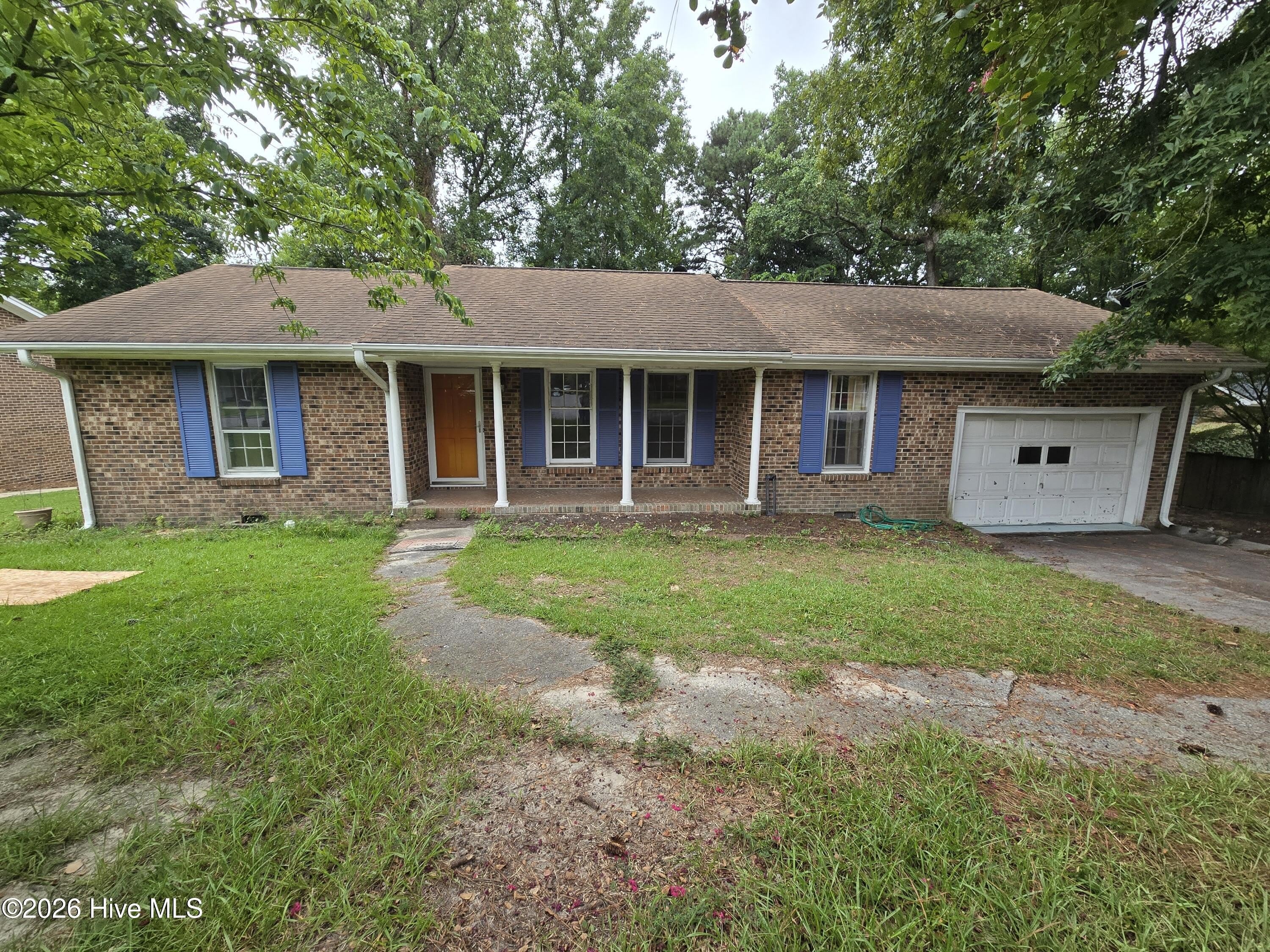 115 Heritage Street – photo 1