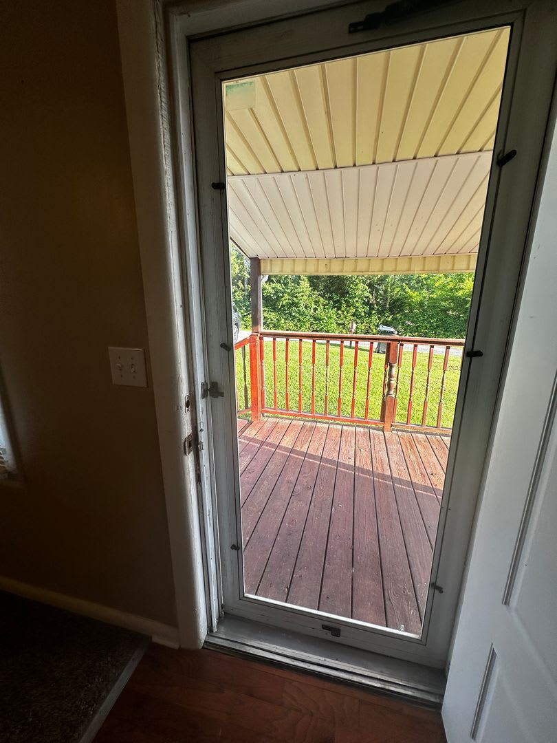 Two Bedroom-One Bath for rent in Morristown – photo 2