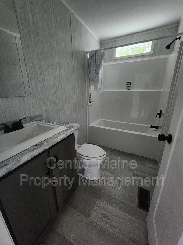 2 Austin Dr. – photo 4