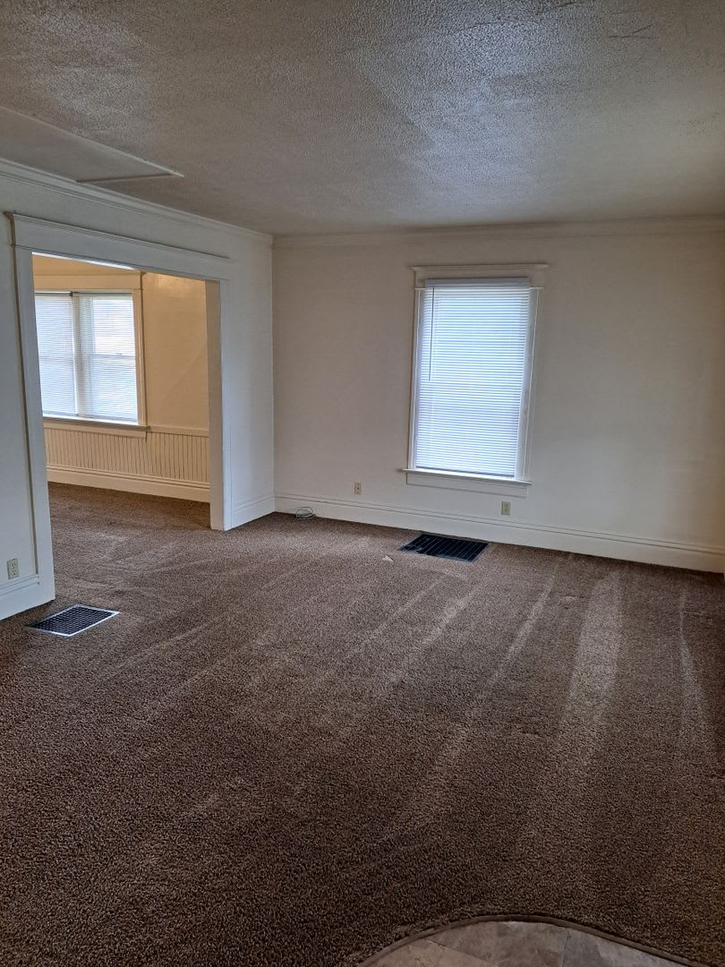 3 BR House Near North Side High School – photo 2