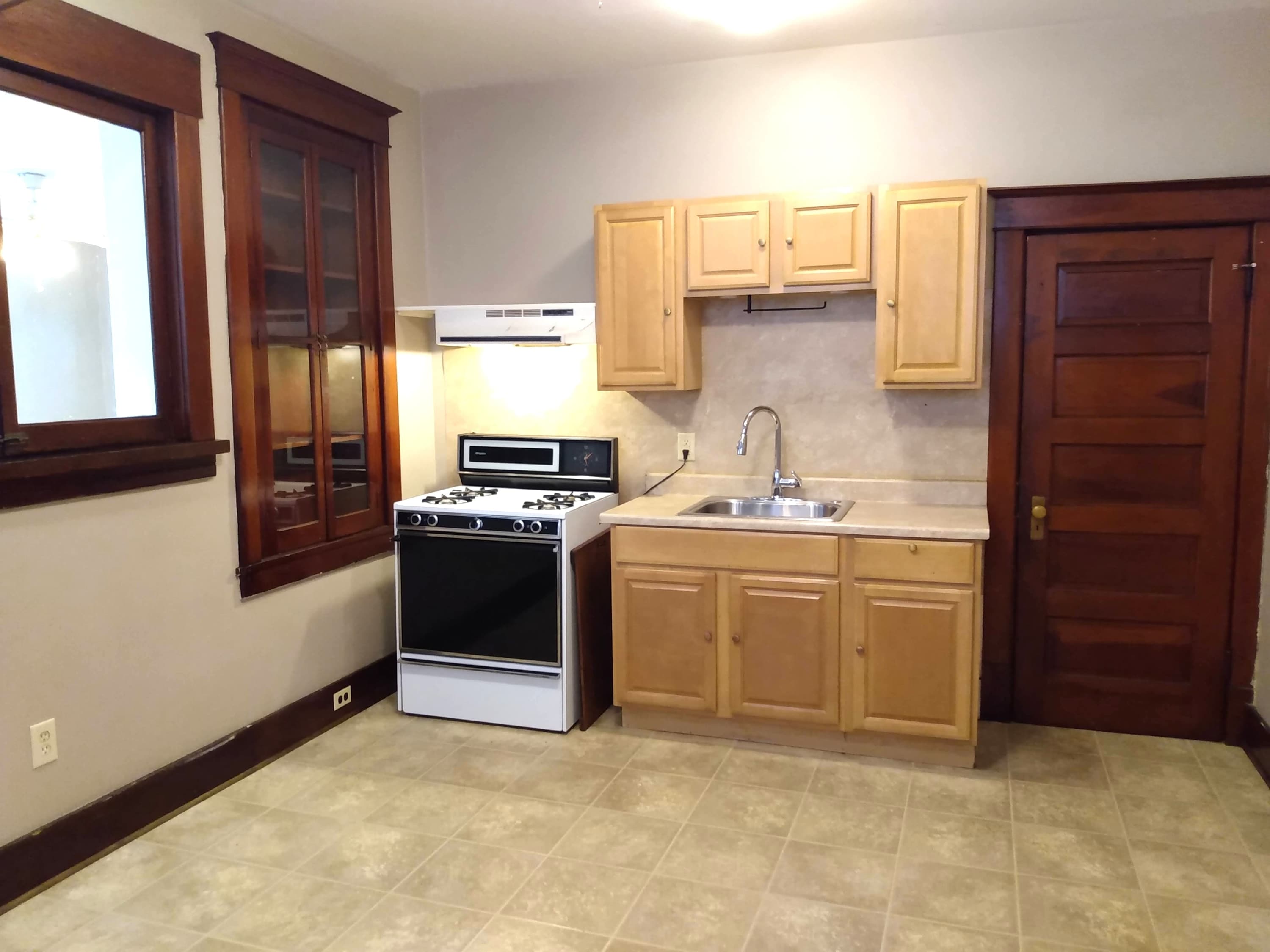 22 West Washington Street Apt 1 – photo 4