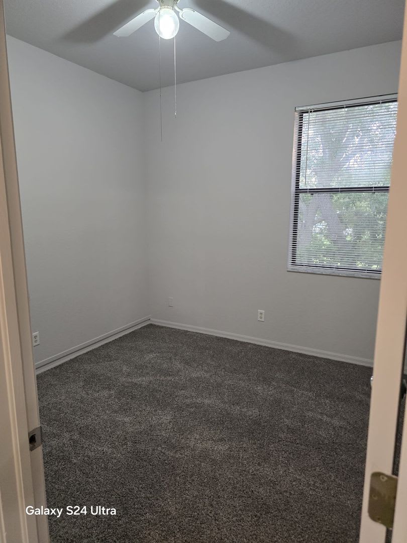 3/2.5 Townhouse plus Storage Unit $1,600 – photo 4