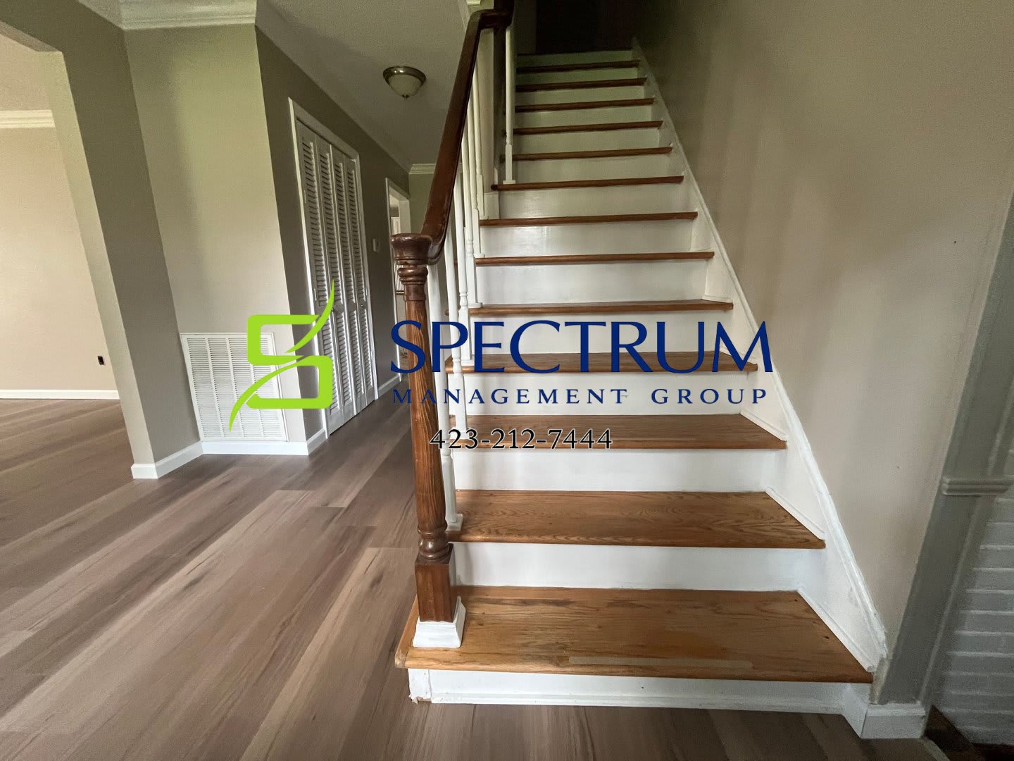 Very large west end home in the city limits – photo 2