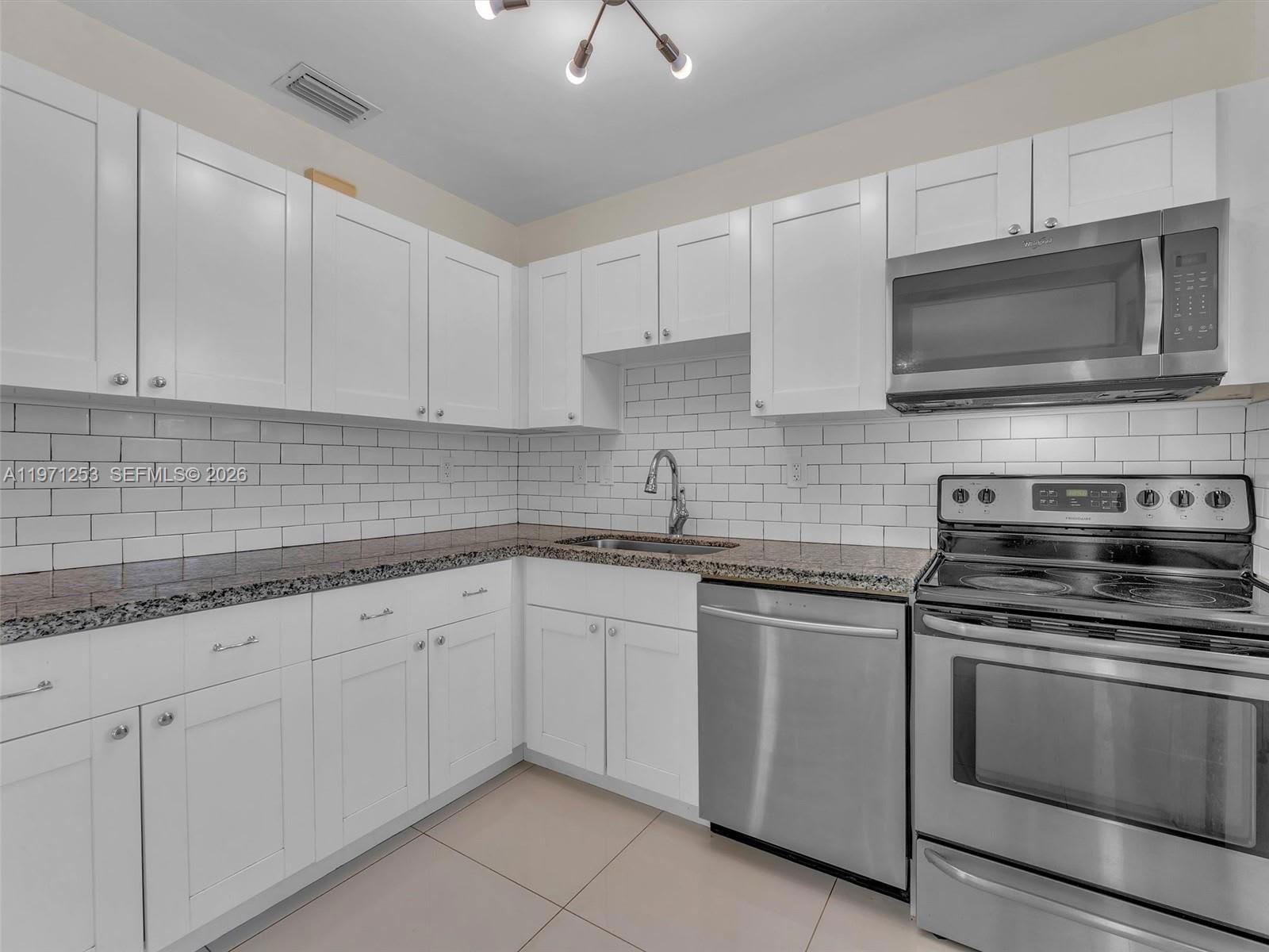 6510 Southwest 63rd Court – photo 5