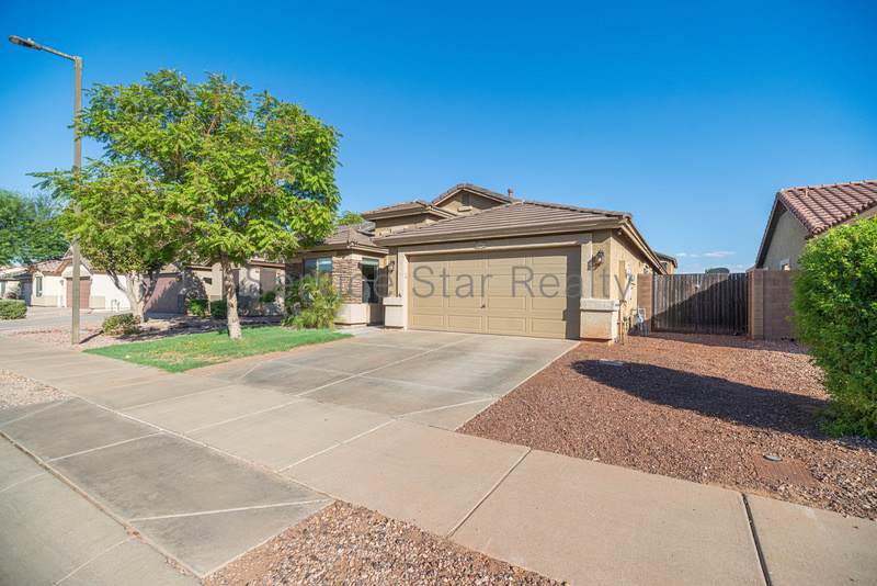16867 W Belleview St – photo 2