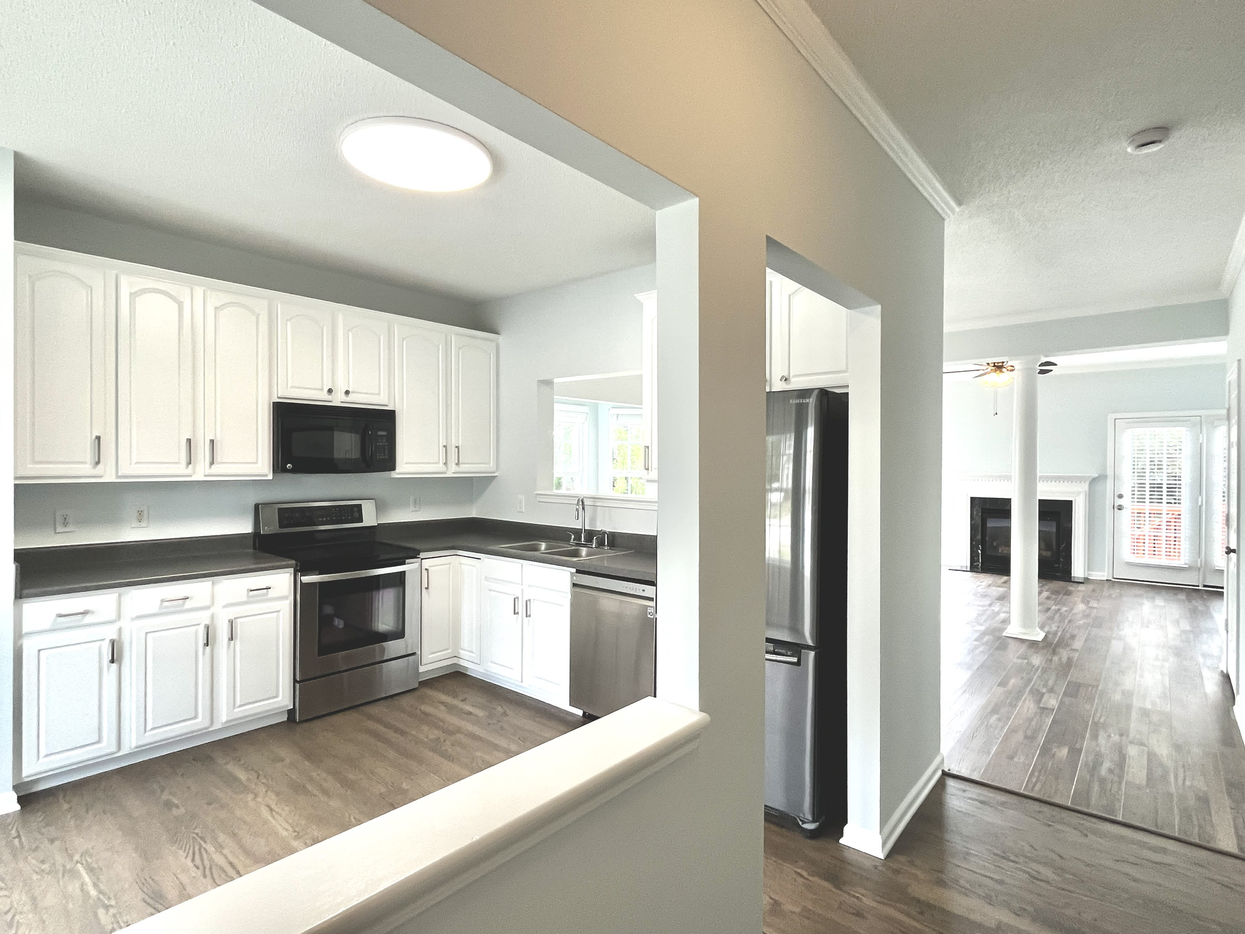 8330 Bratt Avenue – photo 2