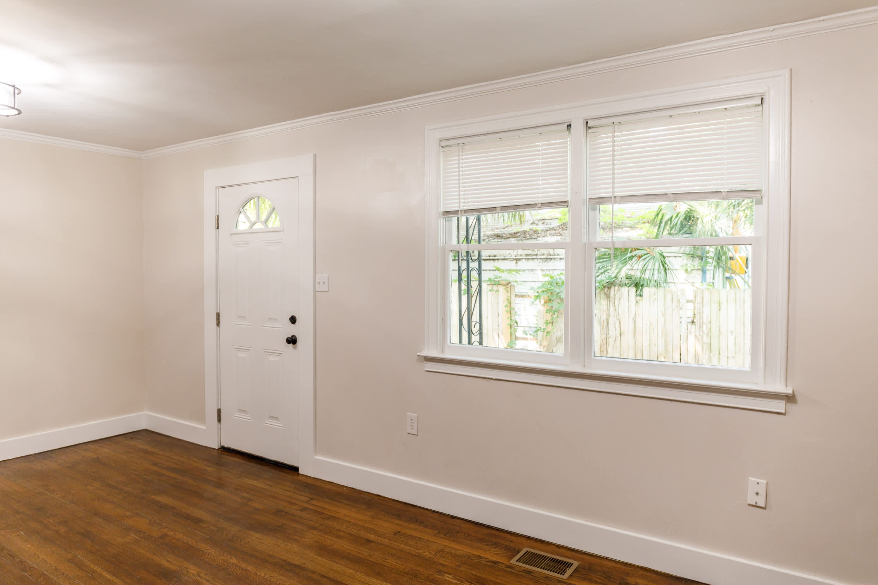 1558 Orange Grove Road C – photo 4