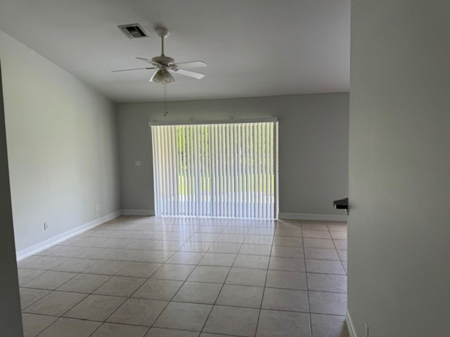 Sw Cape Coral 3X2 Single Family Home Rental – photo 3