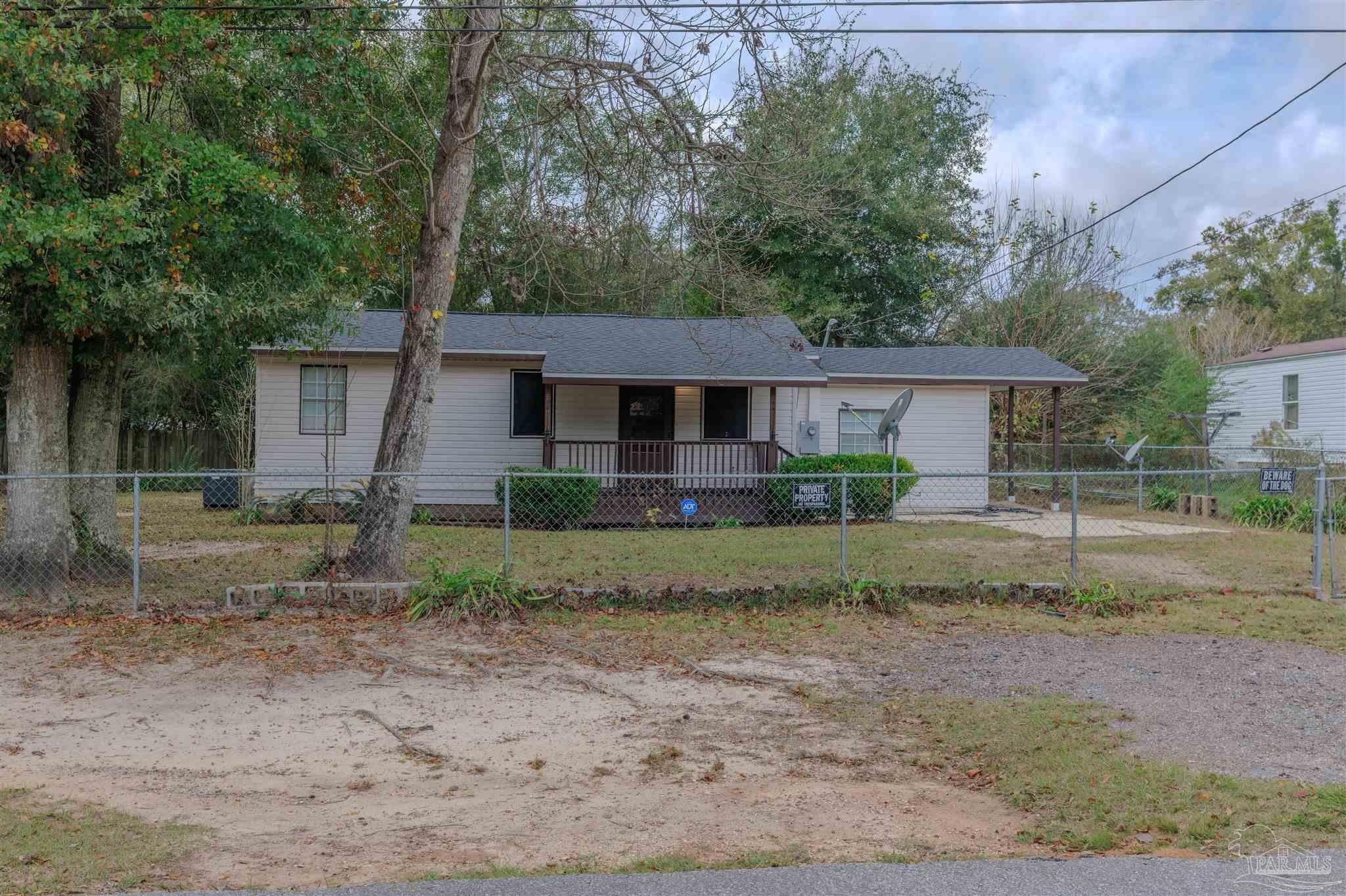 825 Booker Ave – photo 1