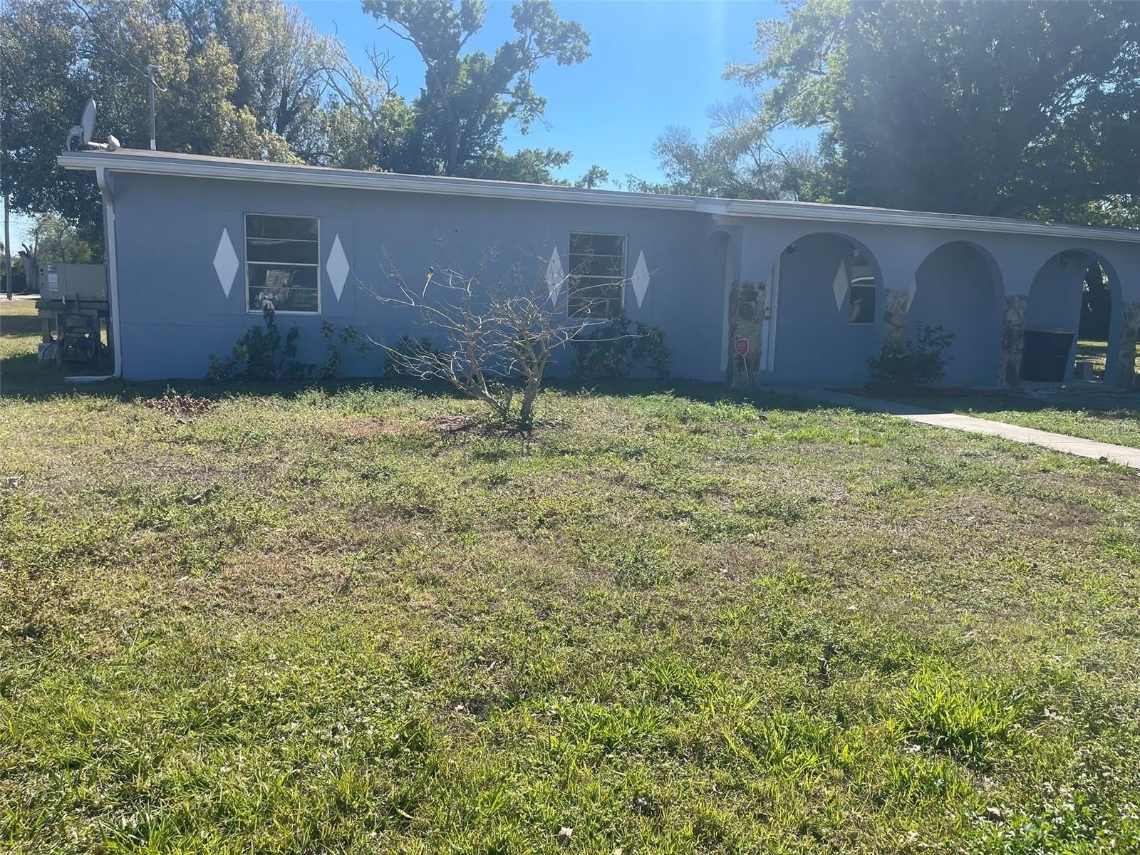 525 E HELEN Avenue – photo 3