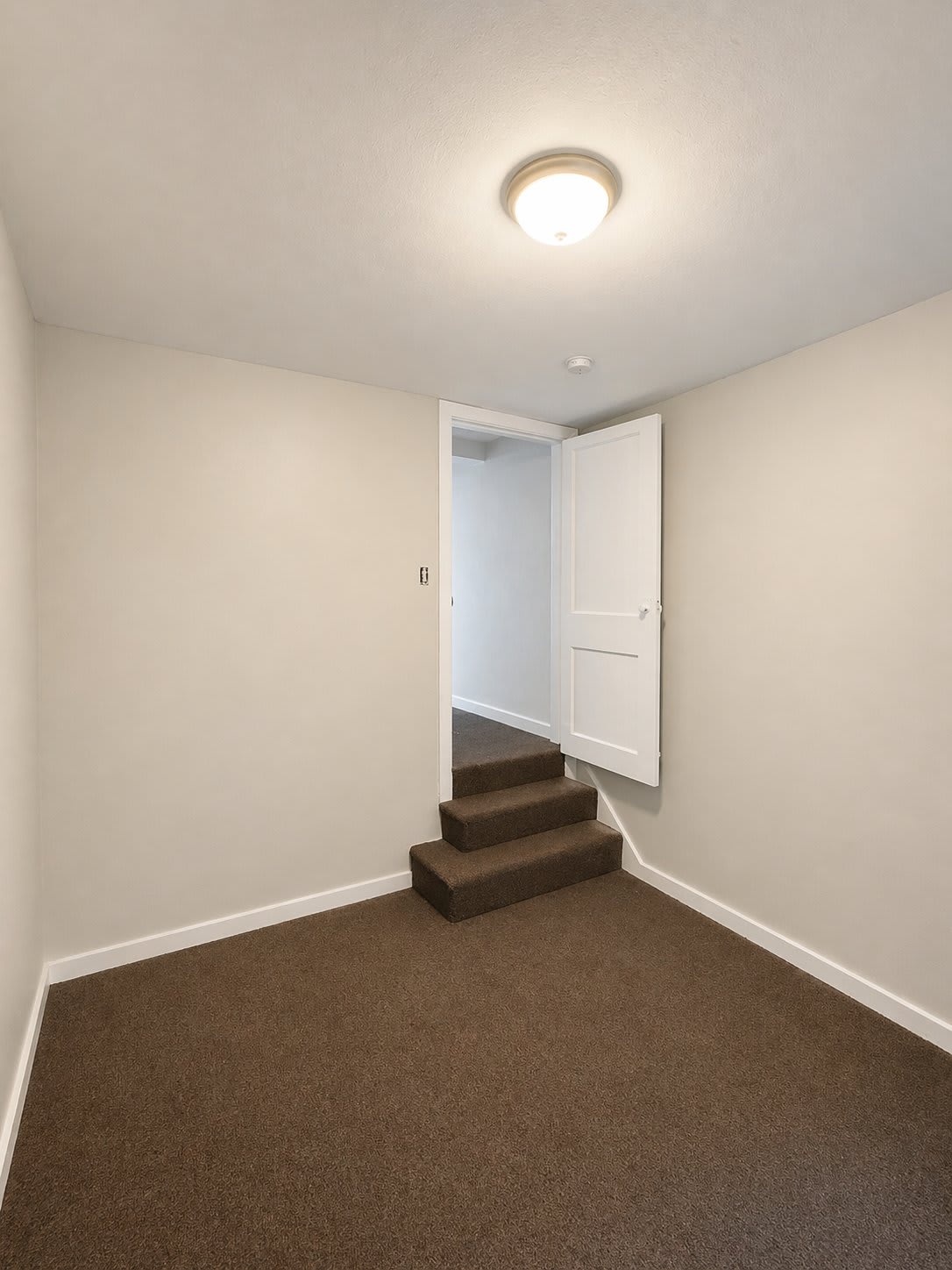 149 Chesterfield Road – photo 2