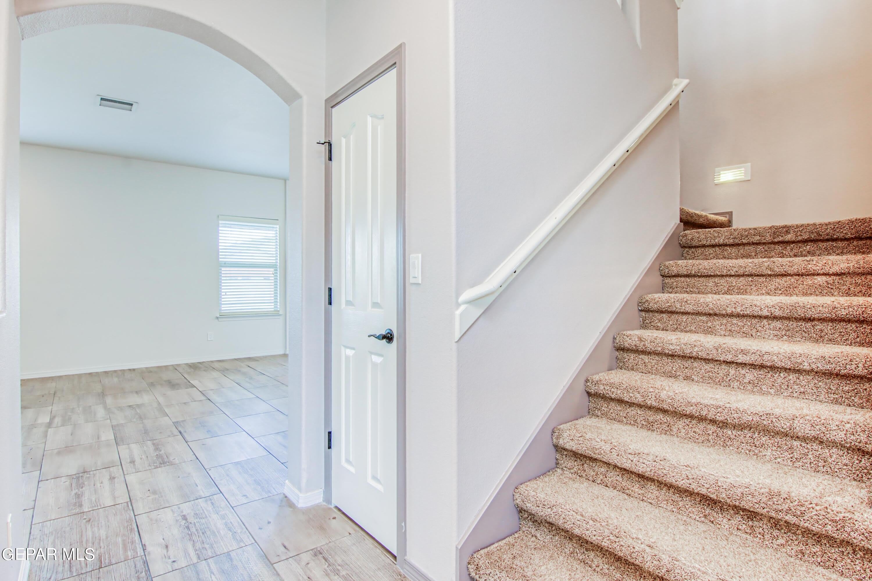 7545 Wolf Creek Drive – photo 4