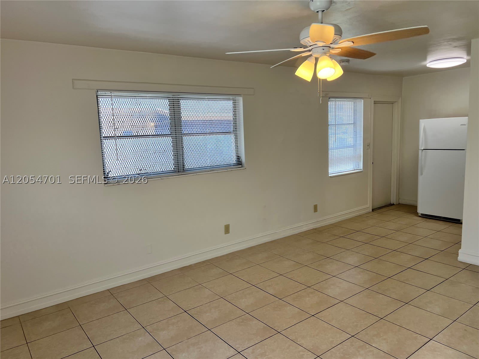 2910 NW 92nd St – photo 2
