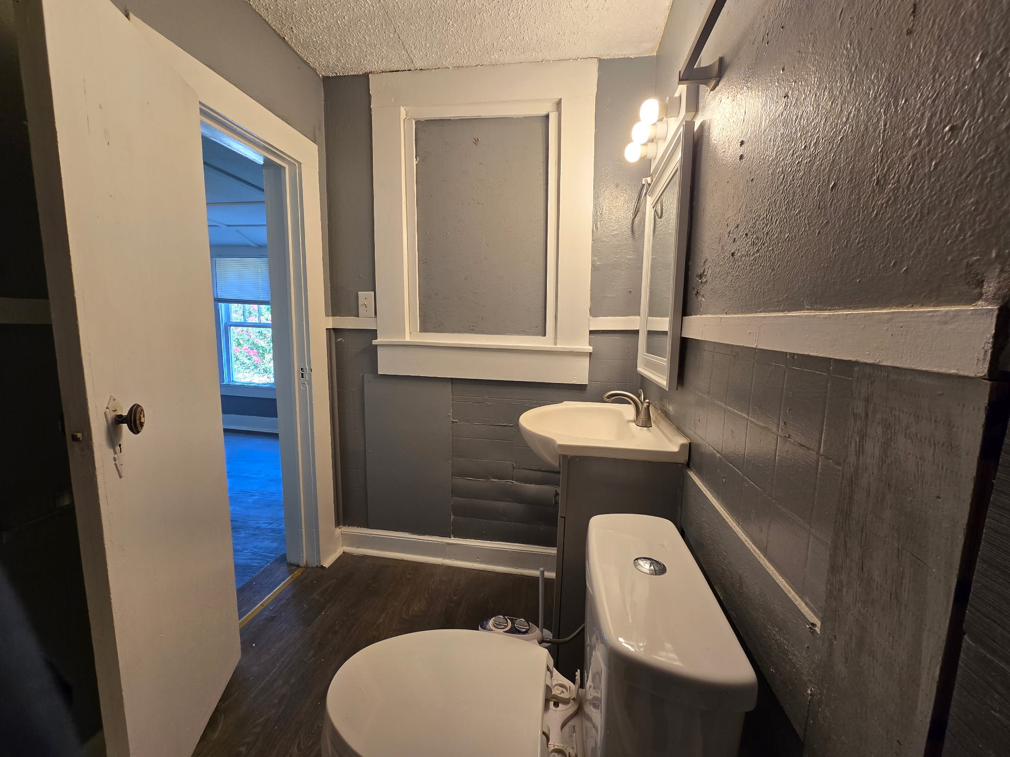 1106 Esplanade St – photo 3