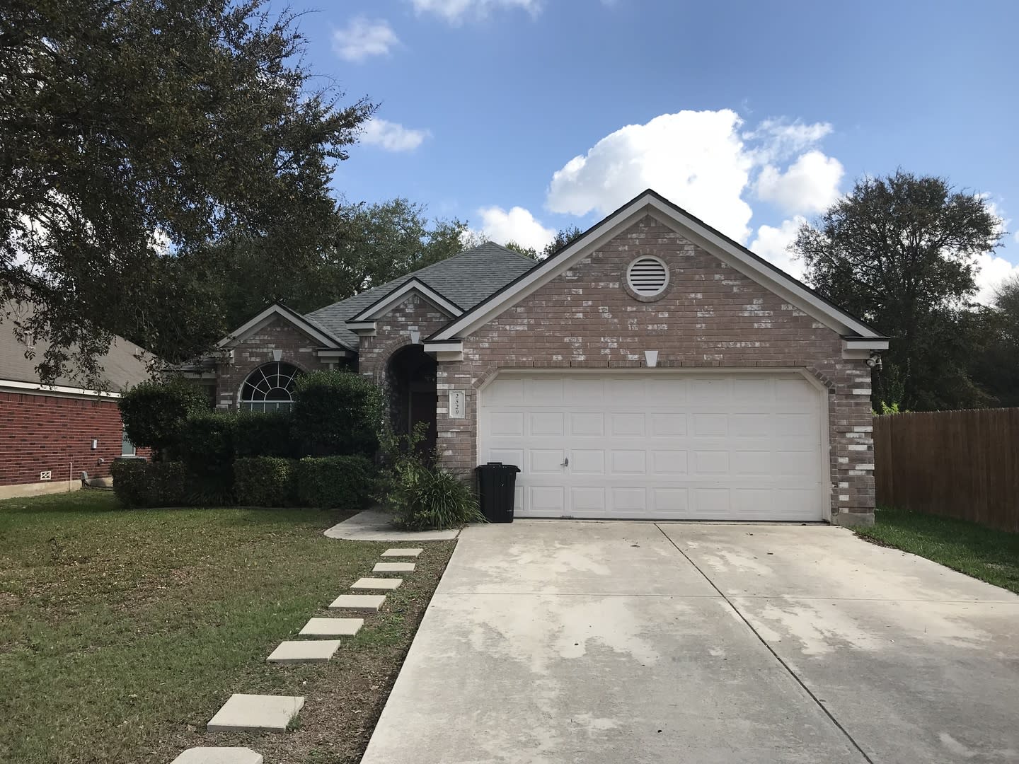 Welcome home to 2520 Crested Heights! – photo 1