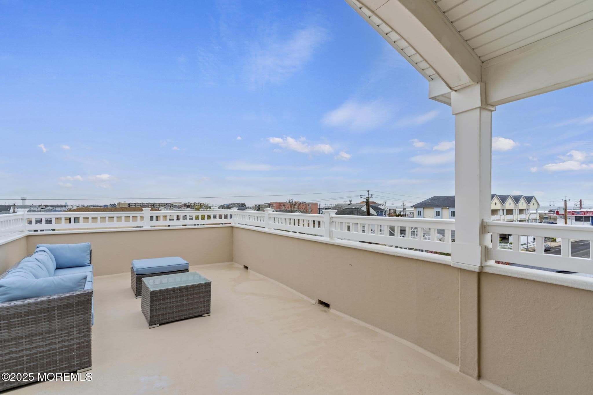 53 Sheridan Avenue – photo 4