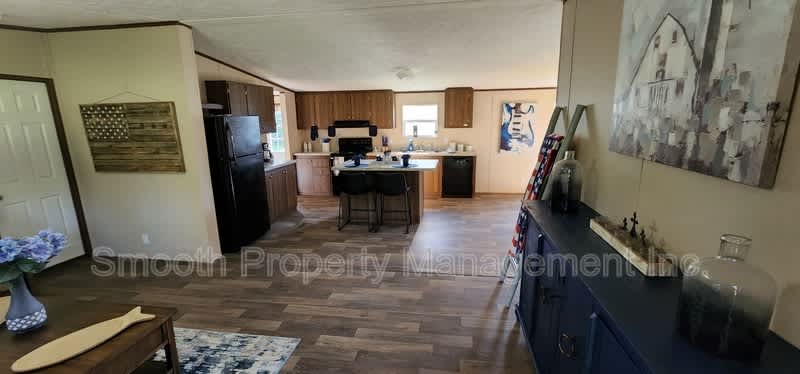 7812 Fleetwood Drive – photo 2