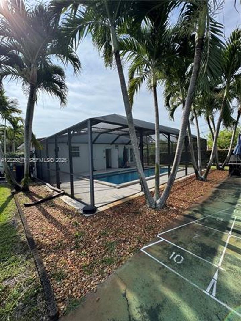 1030 NE 107th St # 0, Miami Shores, FL 33161 – photo 4