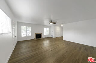 820 Pier Avenue – photo 3
