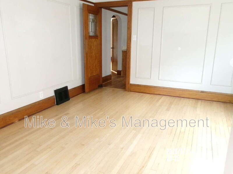 2124 N. 60th Street – photo 3