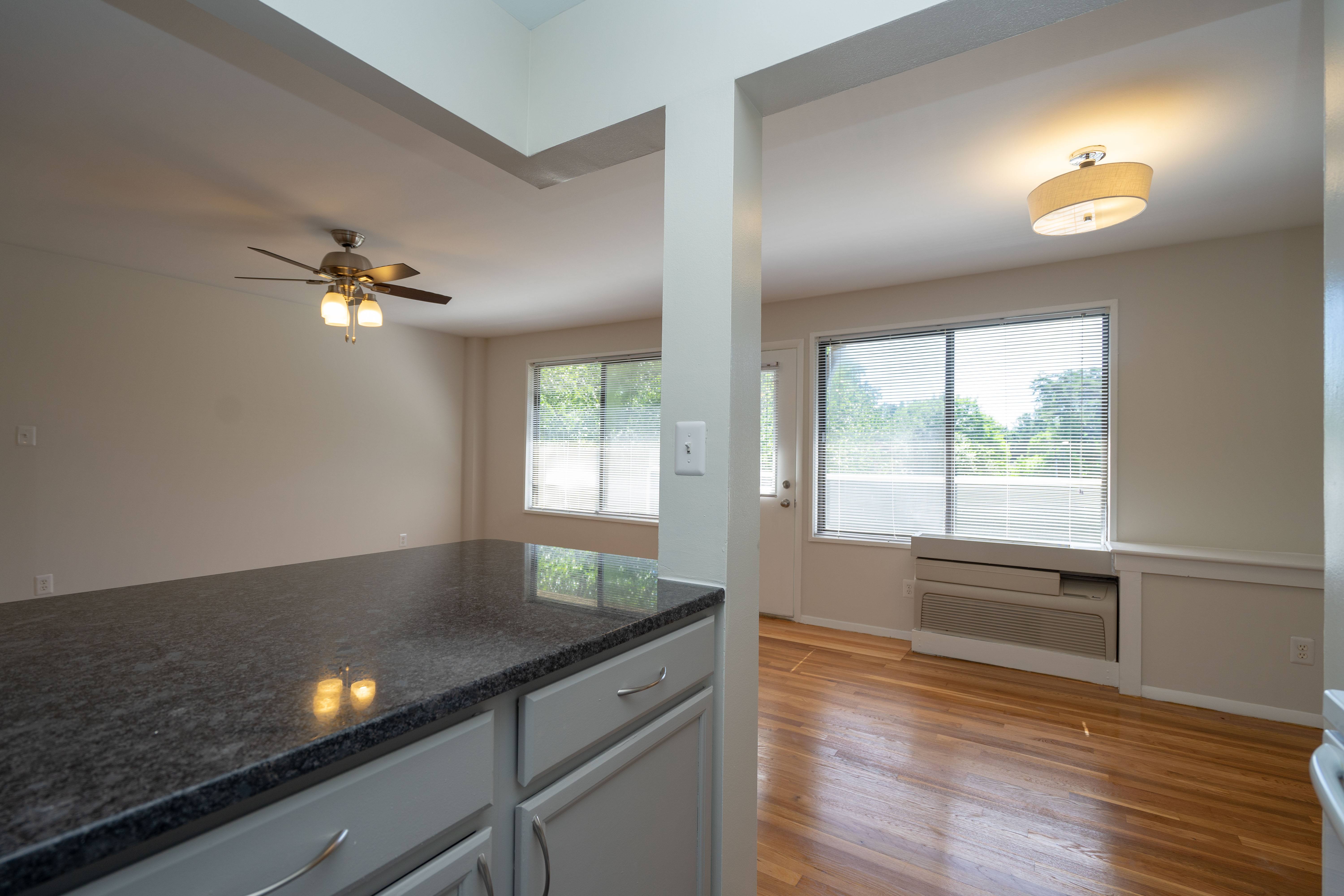 Cardinal Court Apartments – photo 4