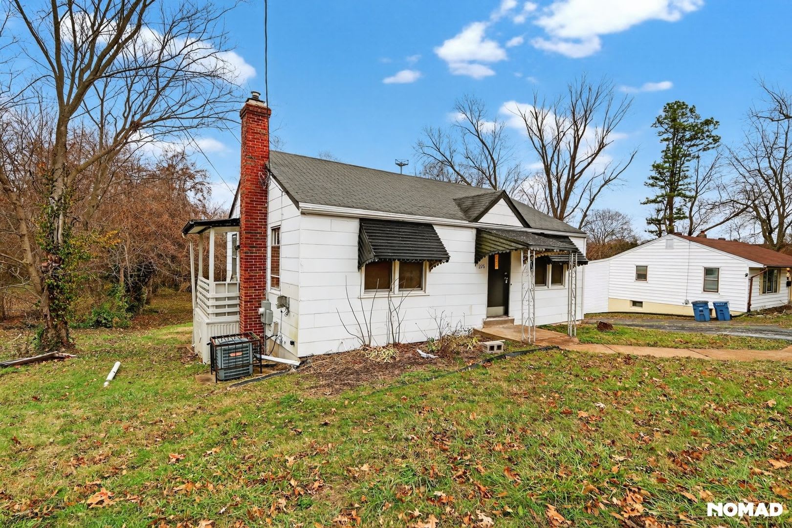 MARCH SPECIAL- 1 Fee month: Charming 2BR House in Saint Louis – photo 3