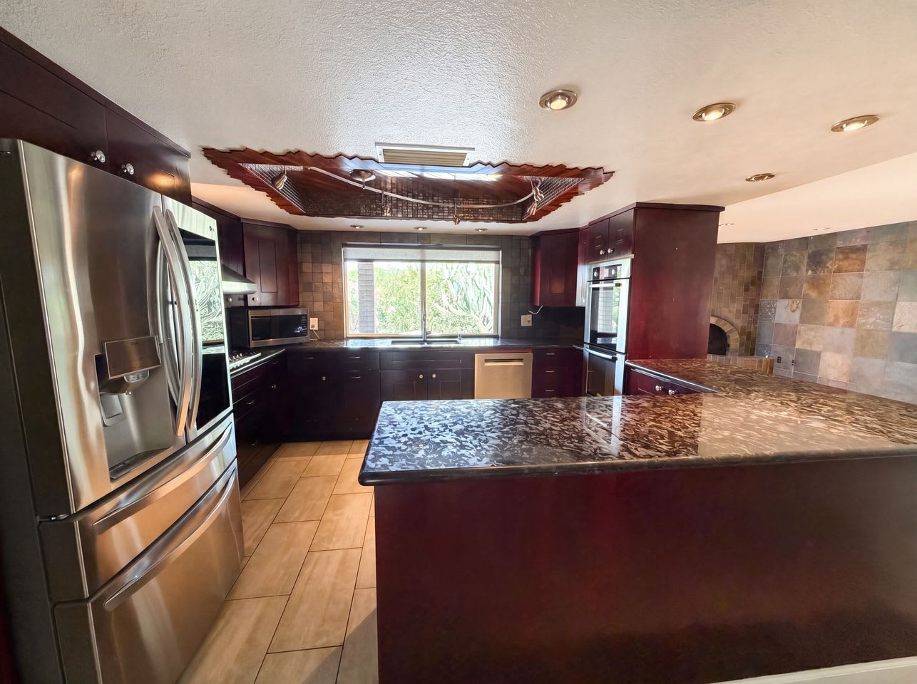 2245 E Nicolet Ave – photo 4
