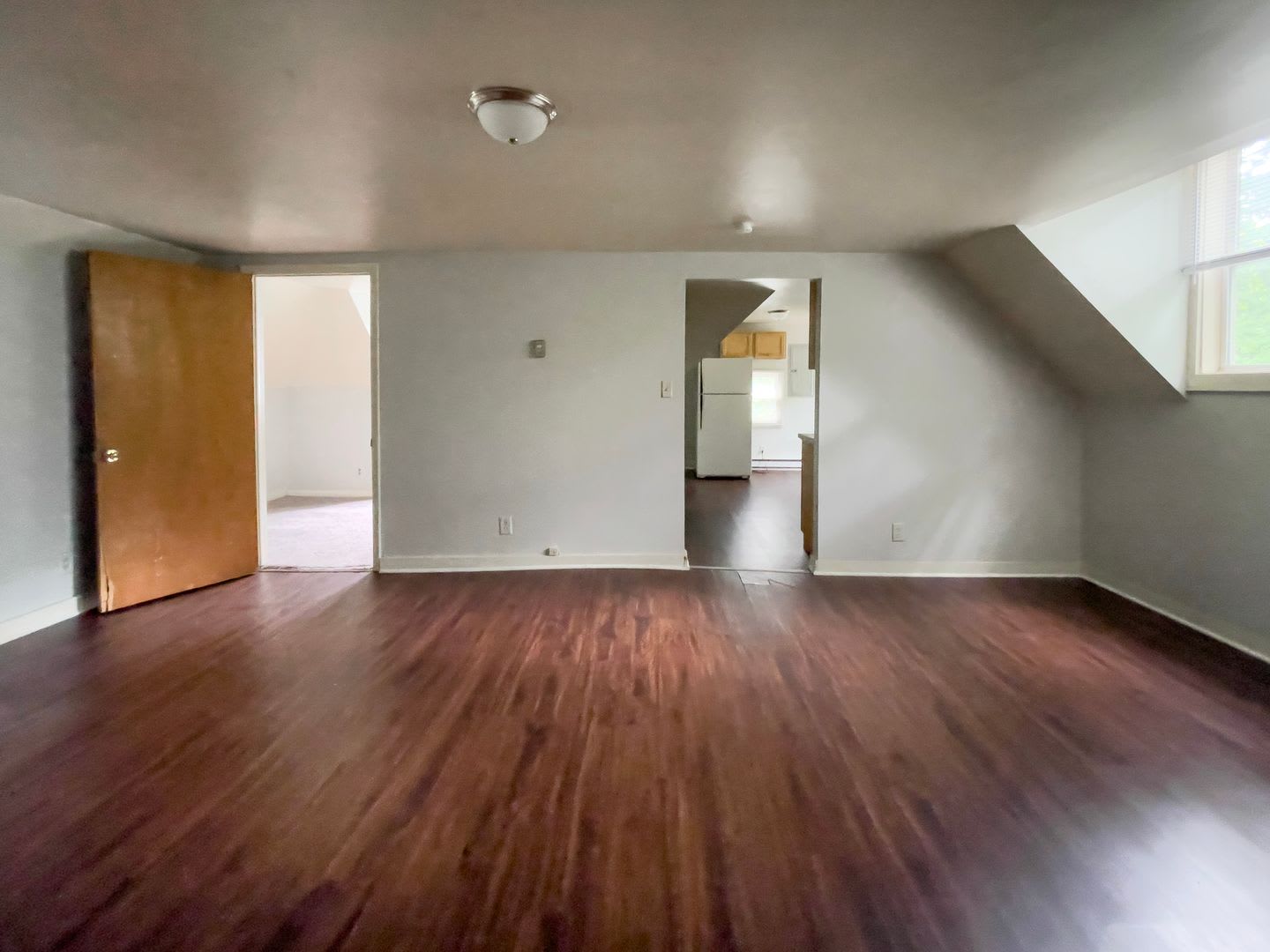 815 & 817 W University Ave – photo 4