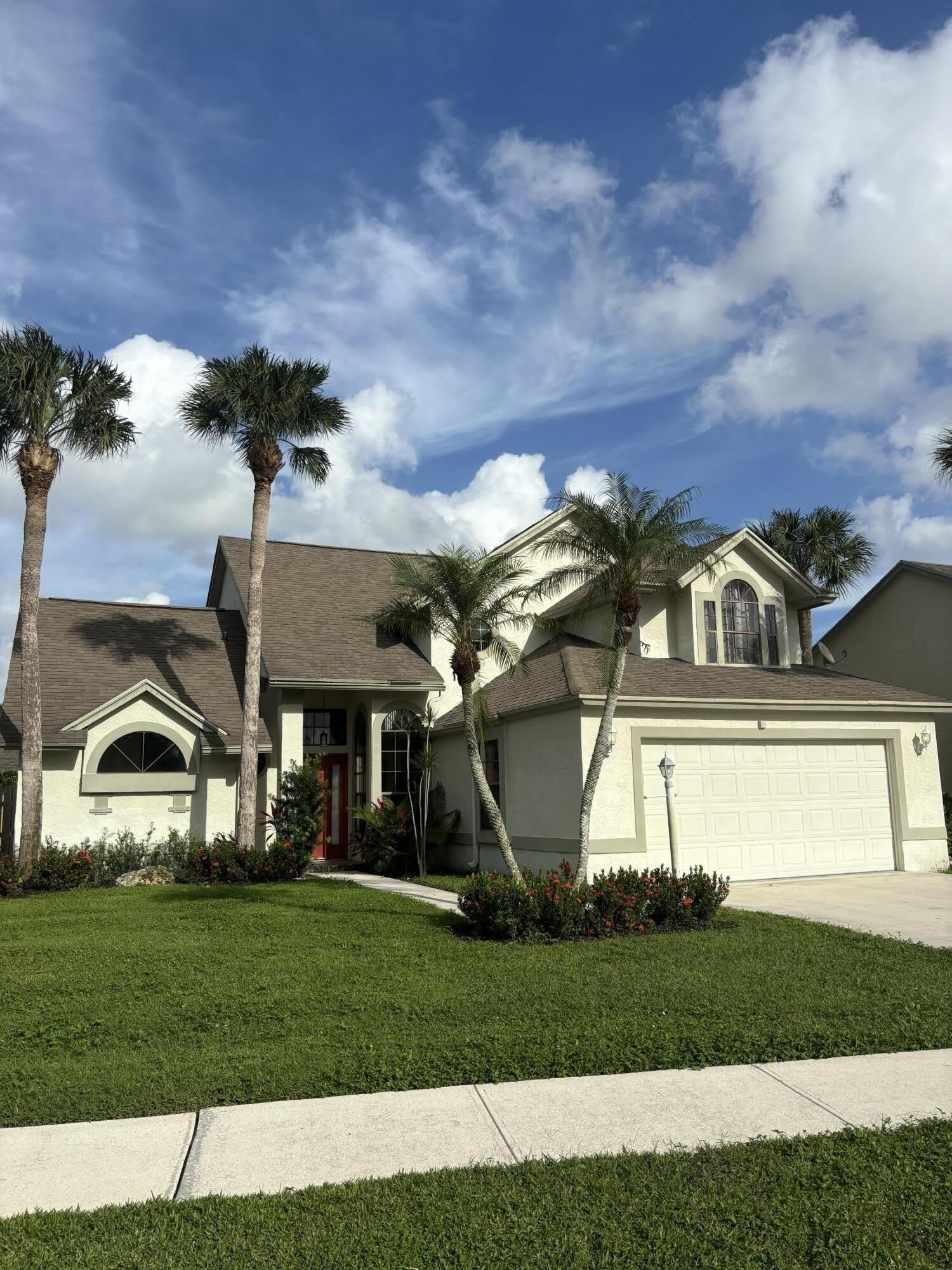 12989 Meadowbreeze Drive – photo 2