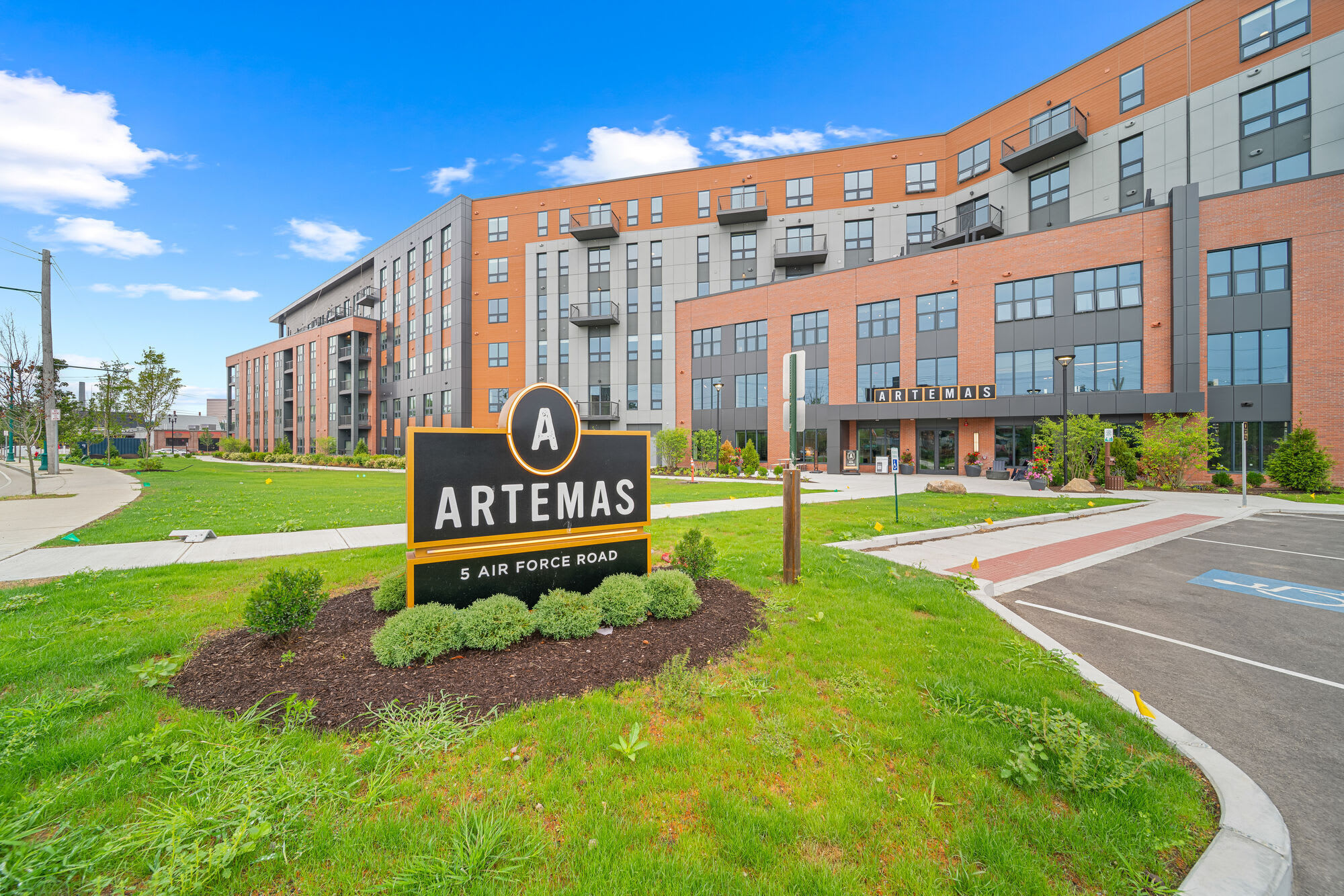 Artemas – photo 3
