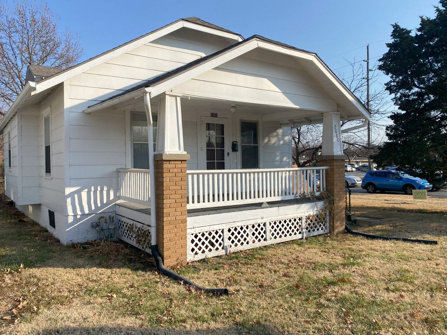 2+BR Across the street from Washburn University. Perfect for students or professor – photo 4
