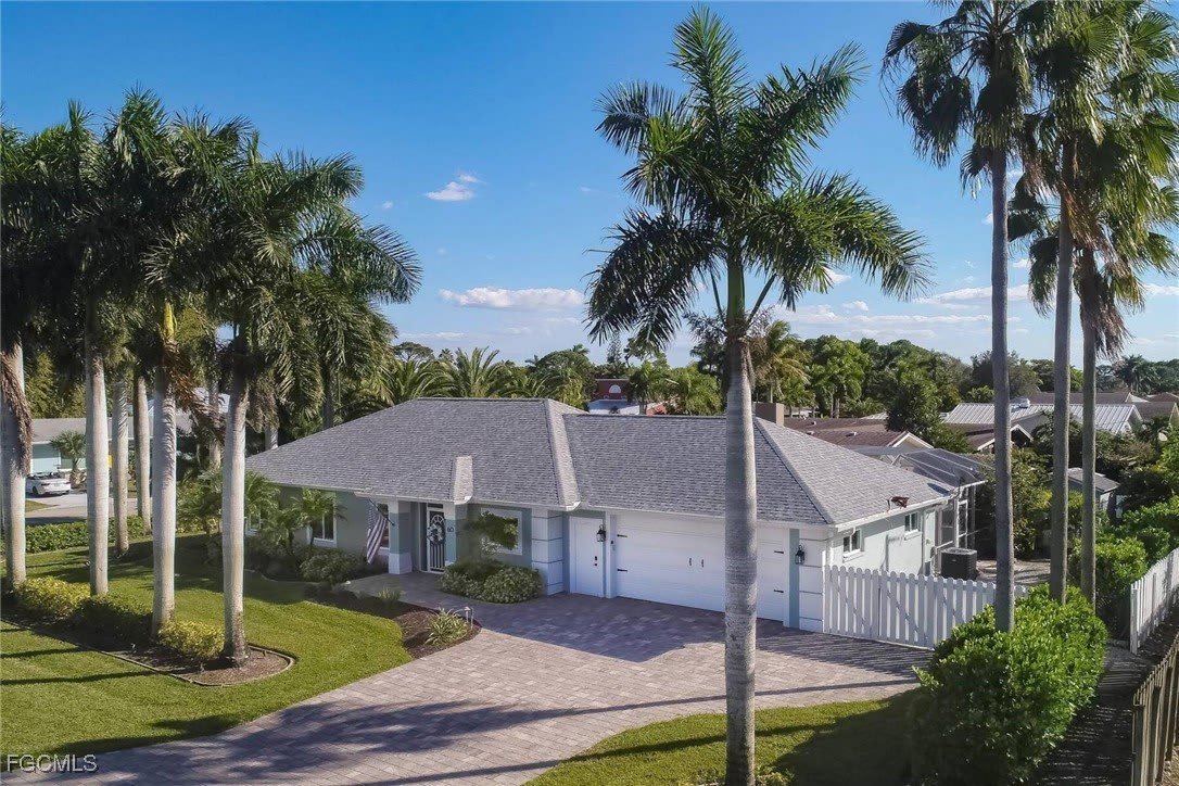 60 4Th Street – photo 2
