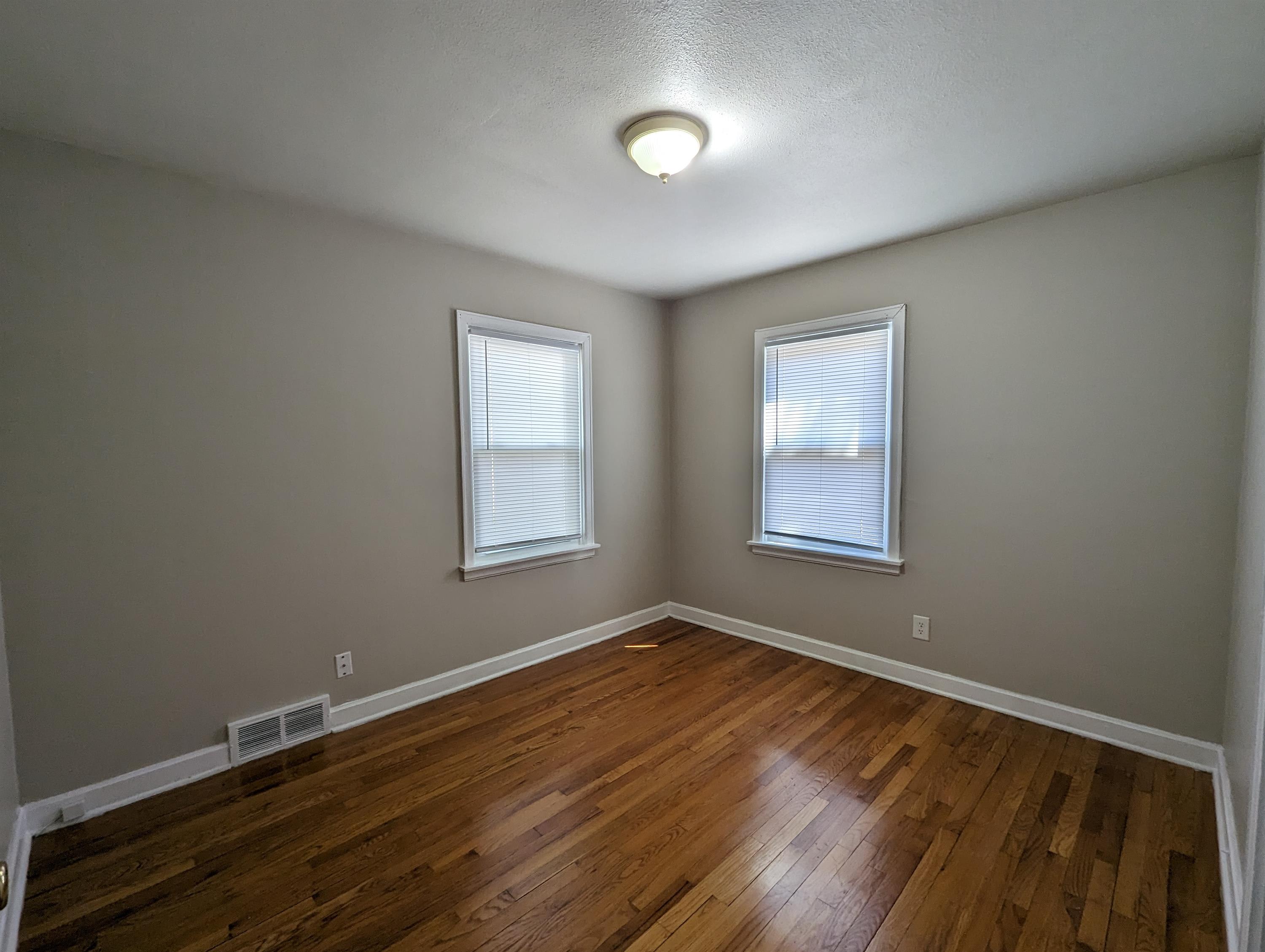 3318 Carolina Avenue – photo 5