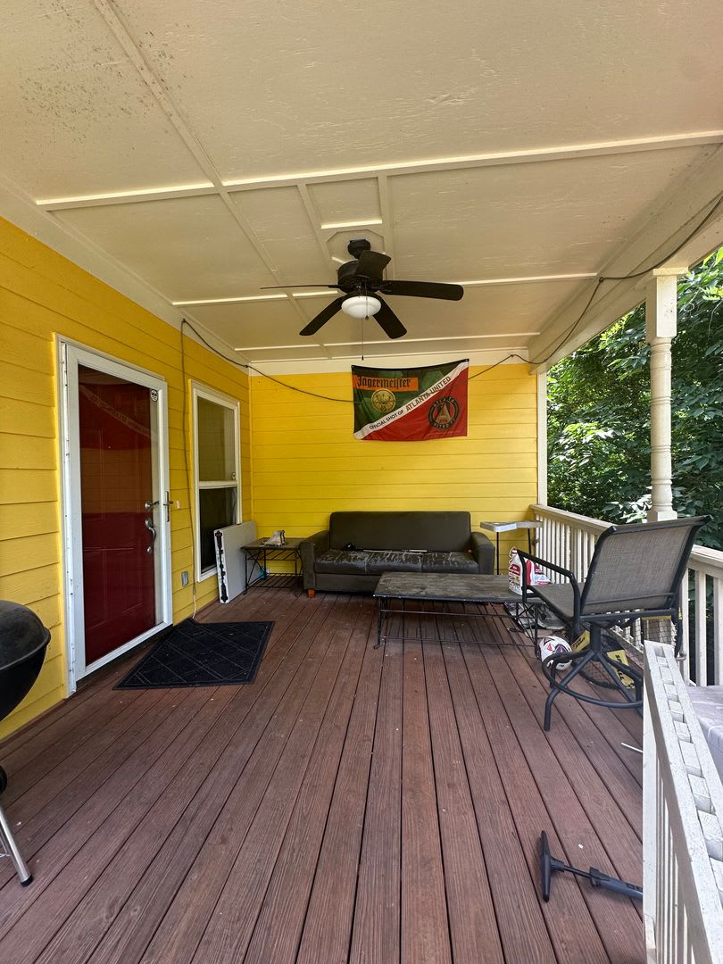Large 4 Bedroom, 3 bathroom house near Downtown – photo 5