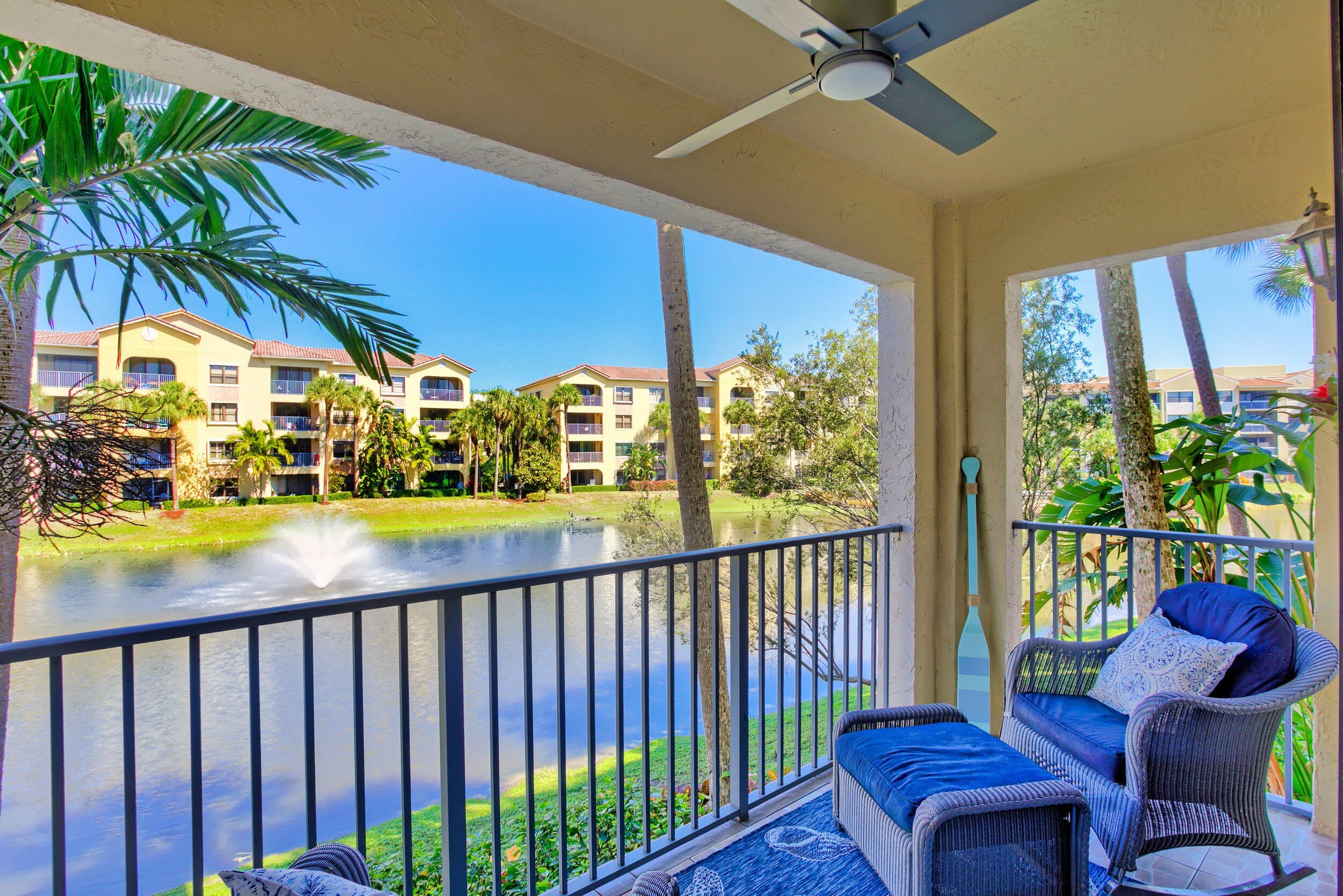 400 Uno Lago Drive – photo 2