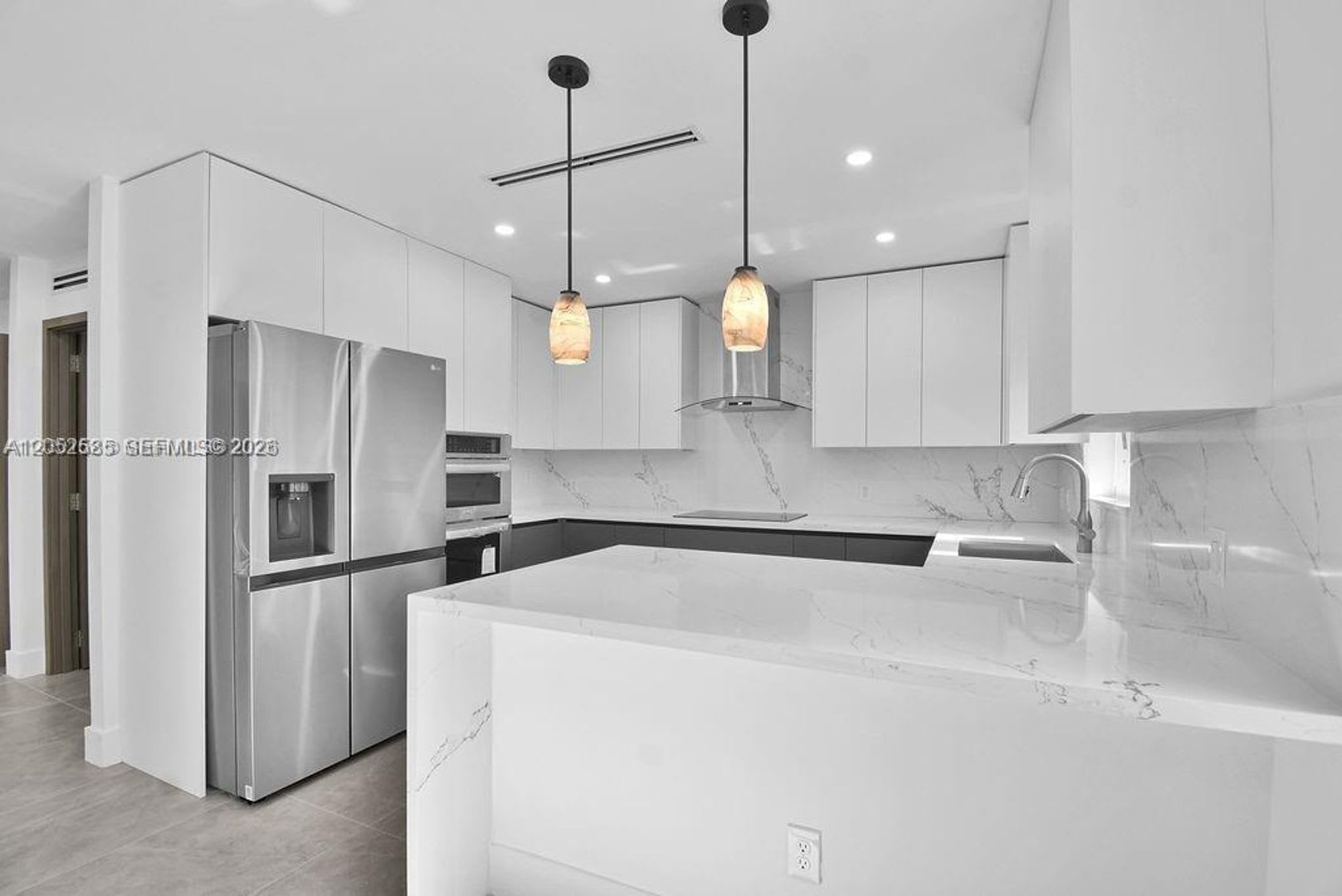 7902 SW 67th Avenue 0, South Miami, FL 33143 – photo 2