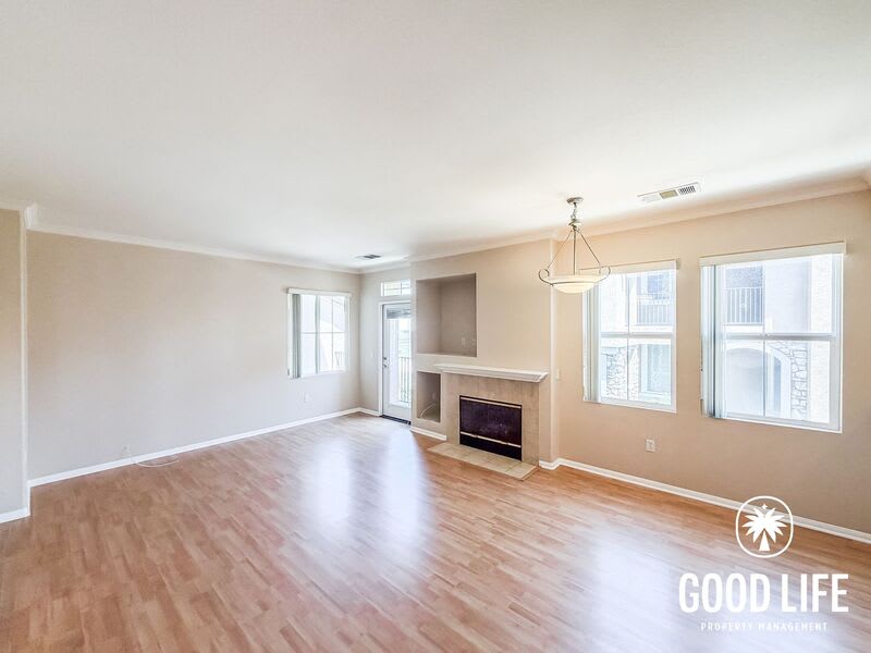 10880 Serafina Ln – photo 2