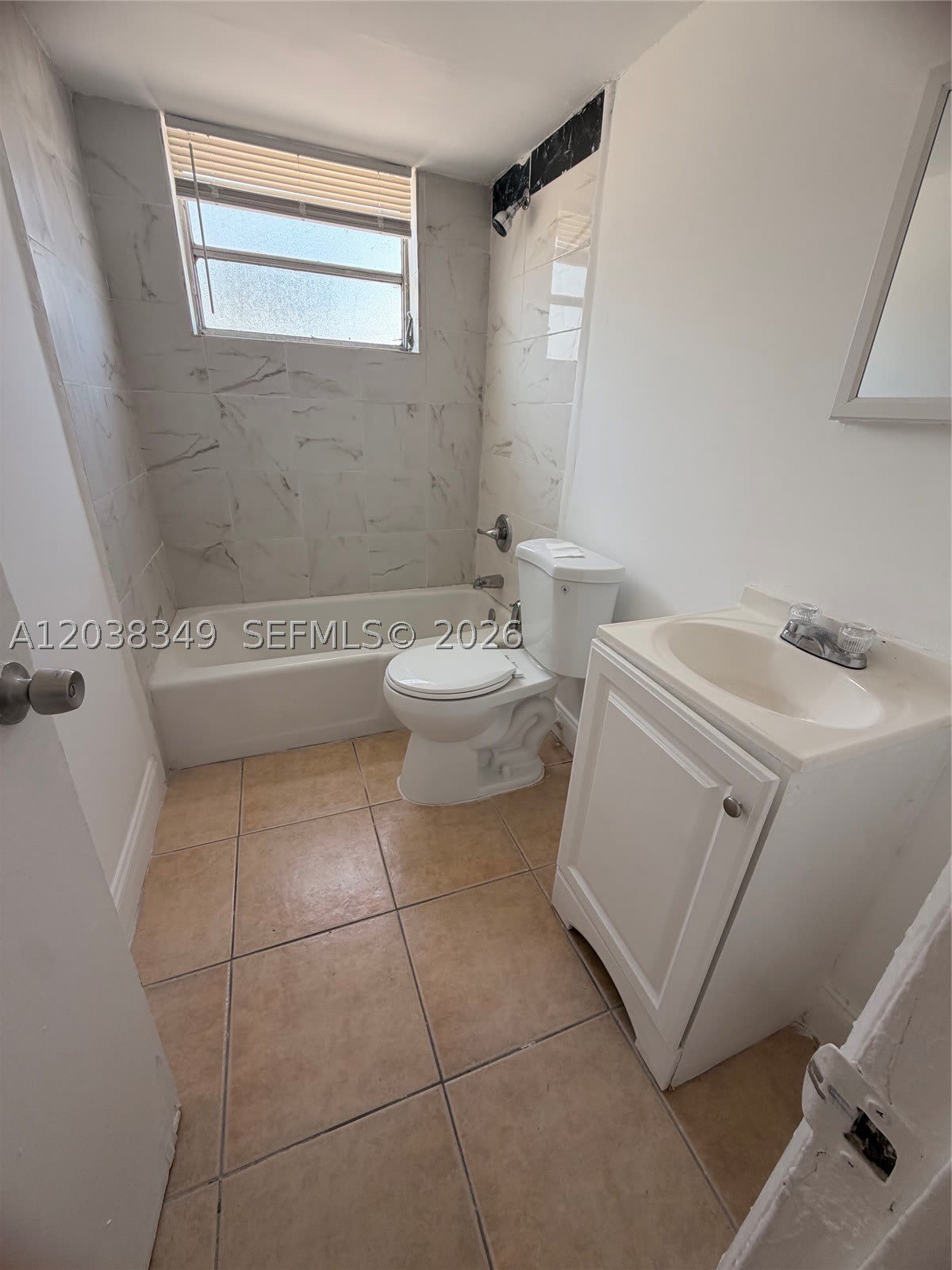 8450 NE Miami Ct – photo 2