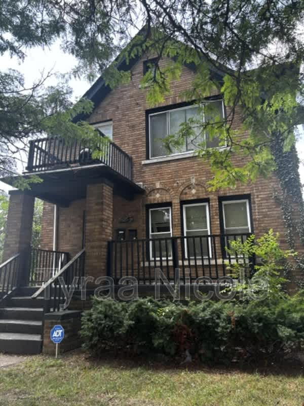 15327 Snowden Street – photo 1
