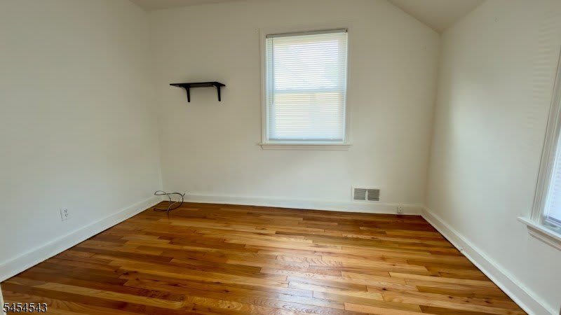 19 Alexander Ave – photo 3