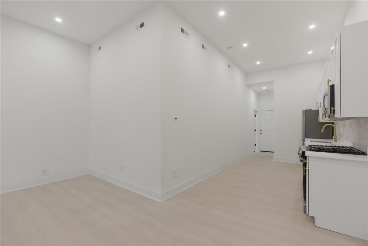 2234 West Irving Park Road – photo 4