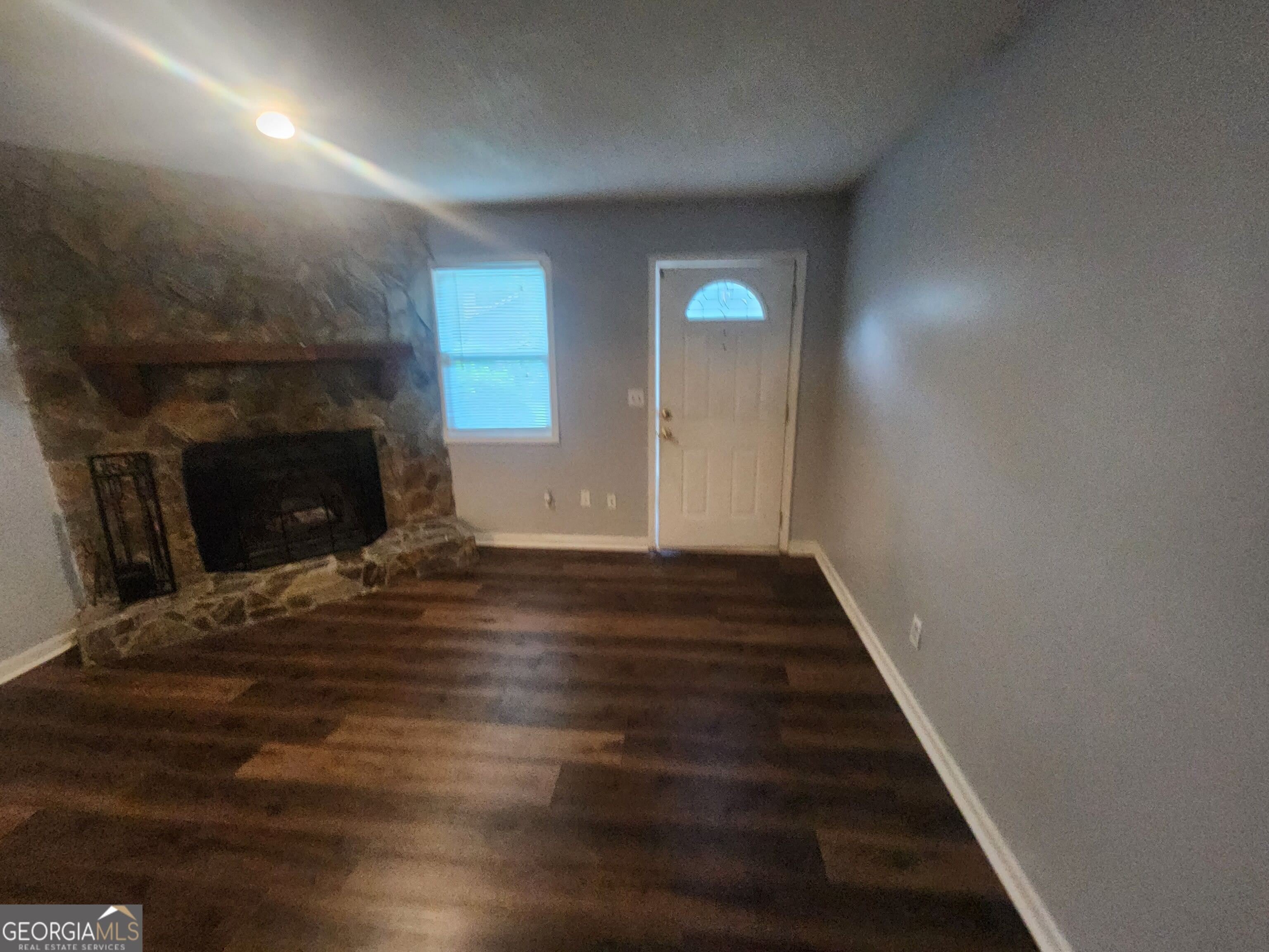 4002 Hawthorne Circle – photo 5