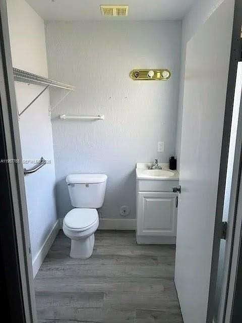 2953 Nw 10th Ct – photo 4