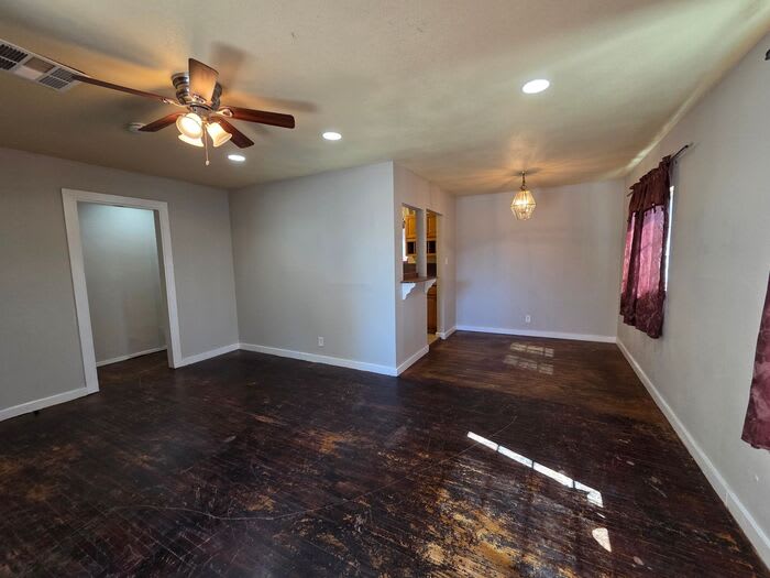 38577 Friendly Avenue – photo 3