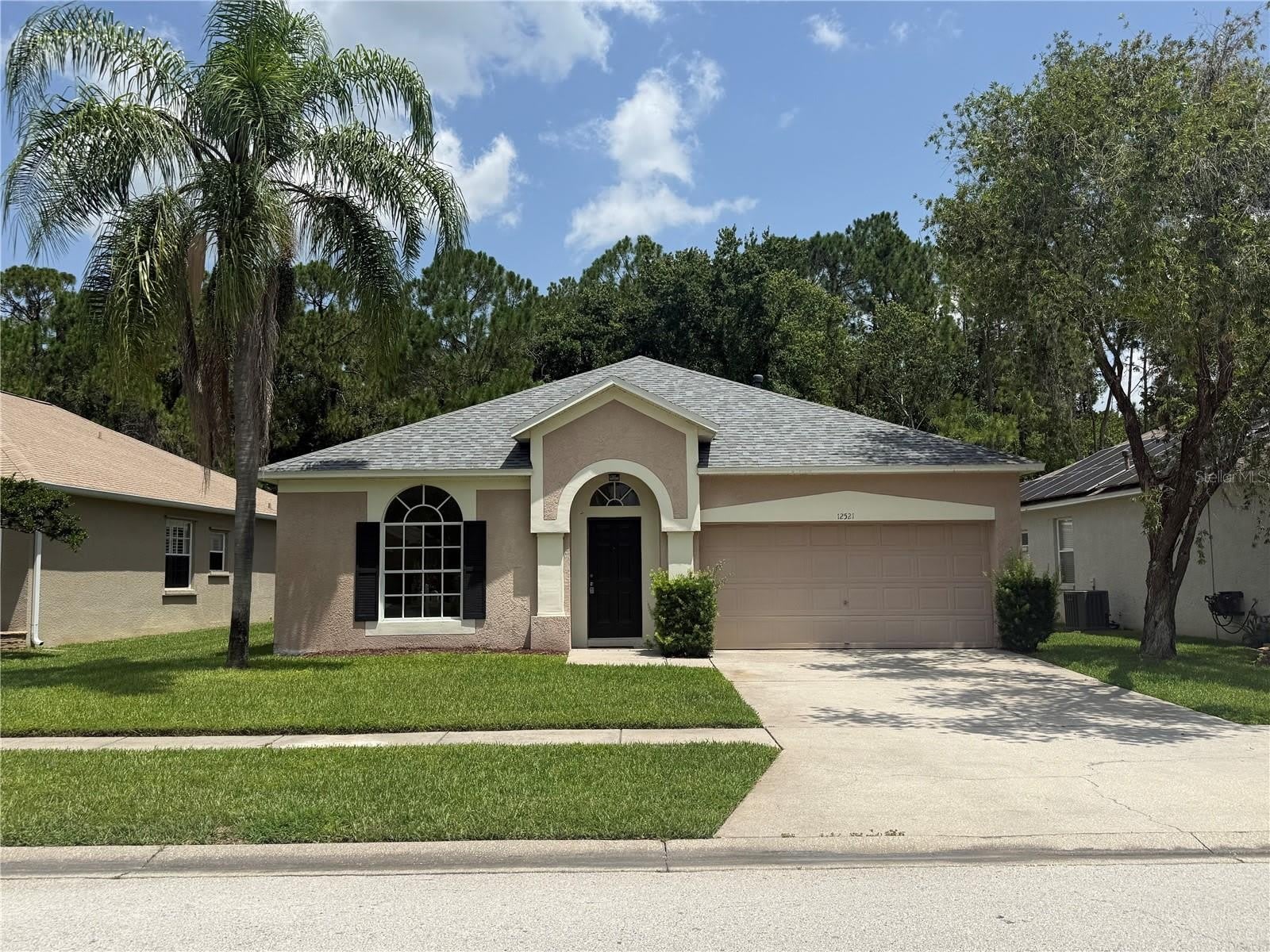 12521 Sparkleberry Road – photo 1