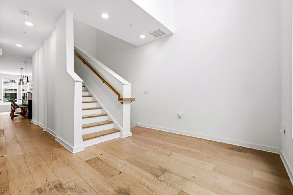 395 Pratt Drive – photo 5