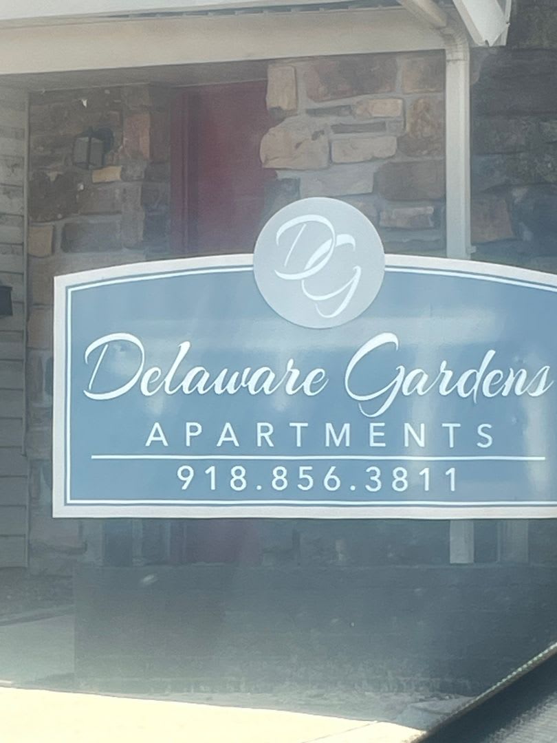 5104 S. Delaware Place – photo 2